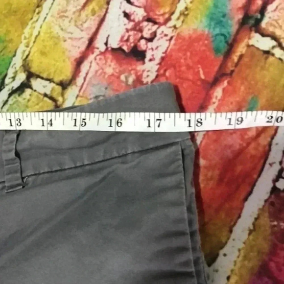 Old navy everyday short gray size 12 - Picture 5 of 6